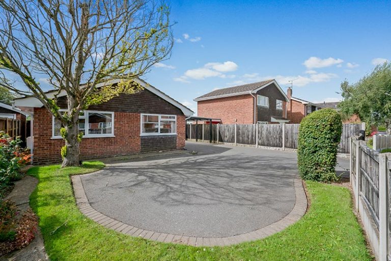 Sell With Rostons Rural Sales Agency, Residential & Commercial Sales