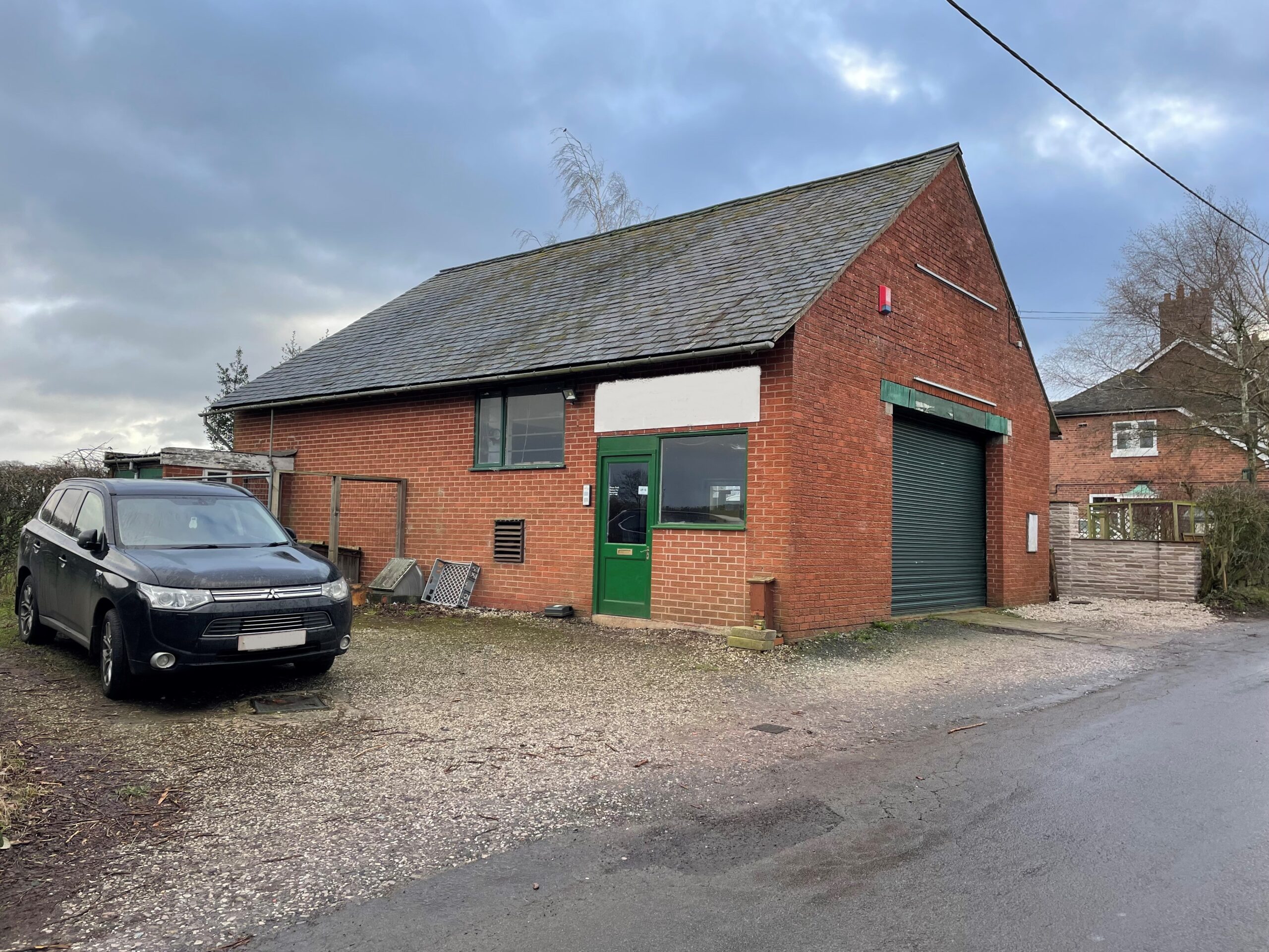To Let & Office Paddock Lane, Audlem, Crewe, CW3 0DP Rural