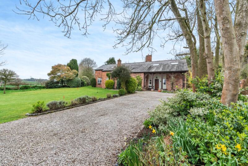 Village & Country Homes Rural Property, Land & Business Listings