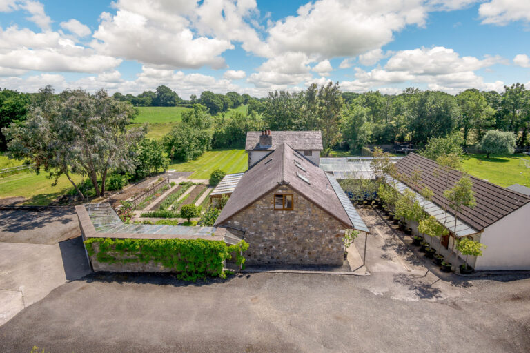 Caer Estyn Farm, Rhyddyn Hill, Caergwrle, Wrexham, LL12 9EF Rural