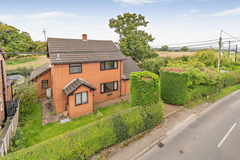 49a Birch Heath Road, Tarporley, Cheshire CW6 9UR